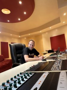 Eduardo Rabuske, produção musical, engenheiro de gravação, mixagem e e masterização