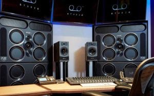 Mixagem compatível, Mixagem profissional, Compatibilidade de mixagem Testar mixagem em diferentes dispositivos, Mixagem para fones de ouvido, Mixagem para celular